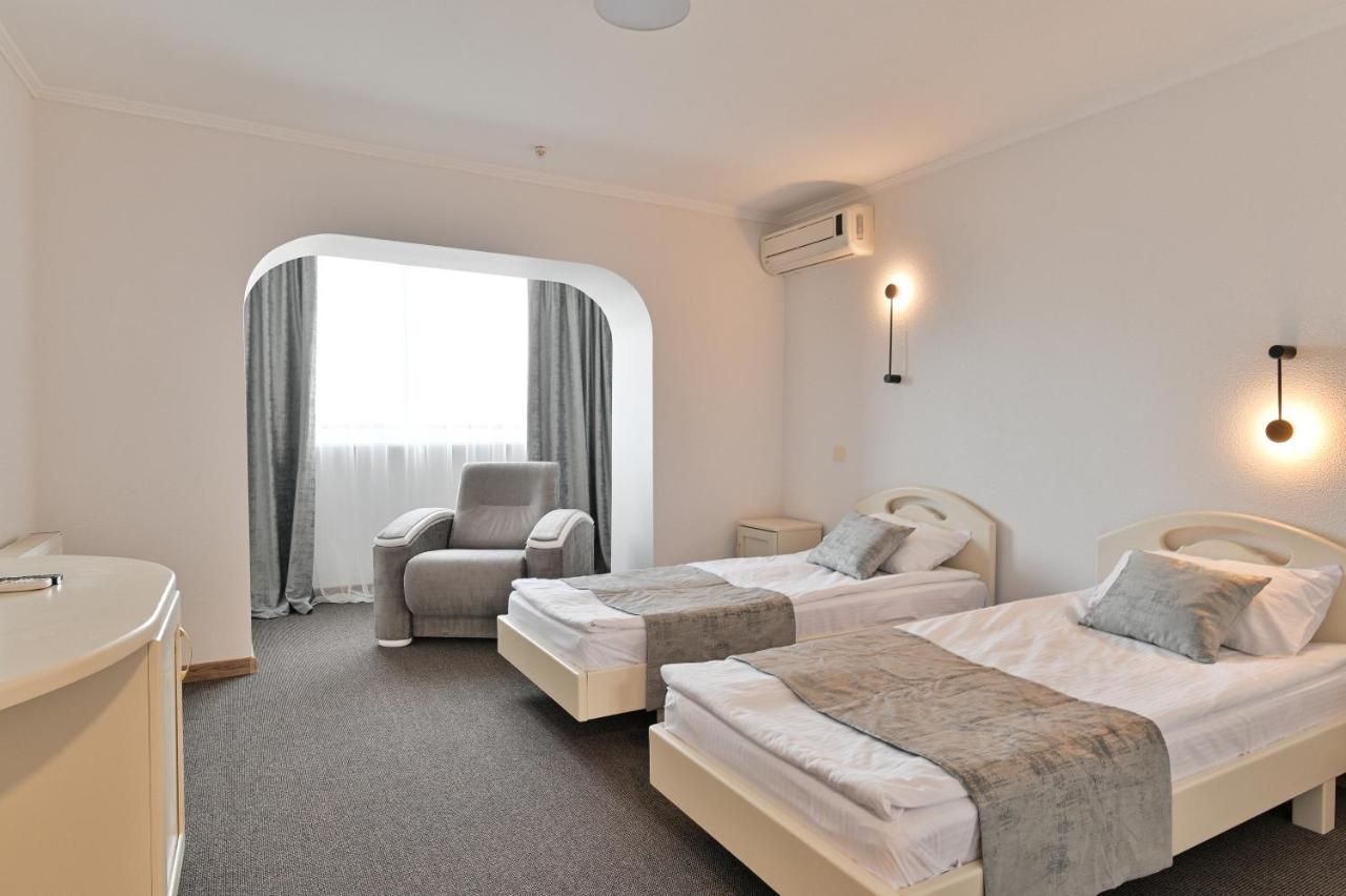 Makis Hotel Spa Poddubtsy Εξωτερικό φωτογραφία