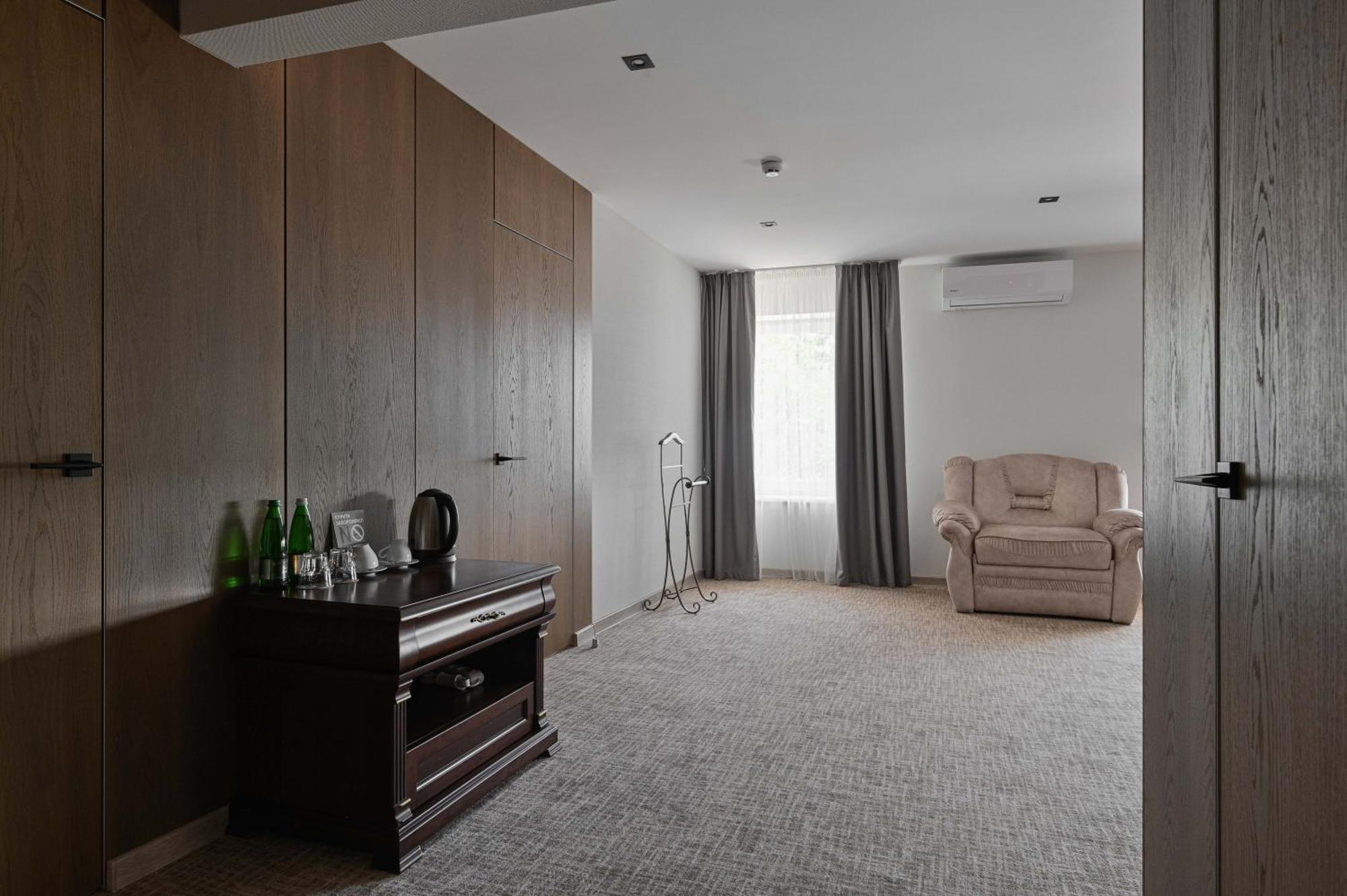 Makis Hotel Spa Poddubtsy Εξωτερικό φωτογραφία