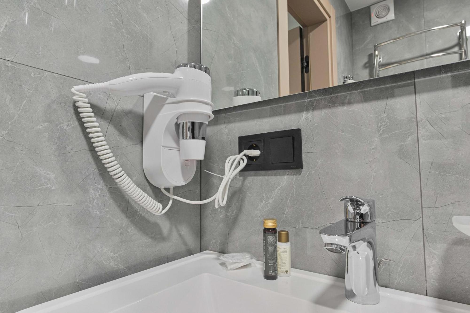 Makis Hotel Spa Poddubtsy Εξωτερικό φωτογραφία